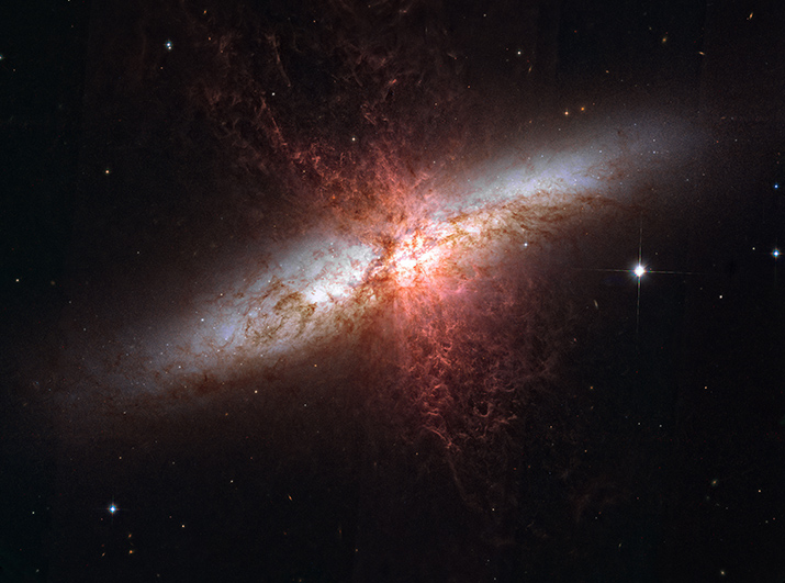 M82 - Hubble Lagacy Archive